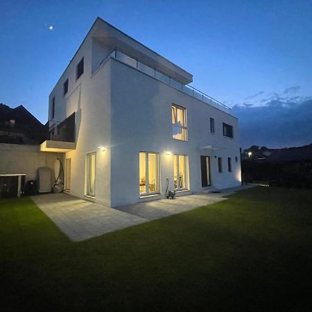 V.I.P Appartement Boettstein Екстер'єр фото