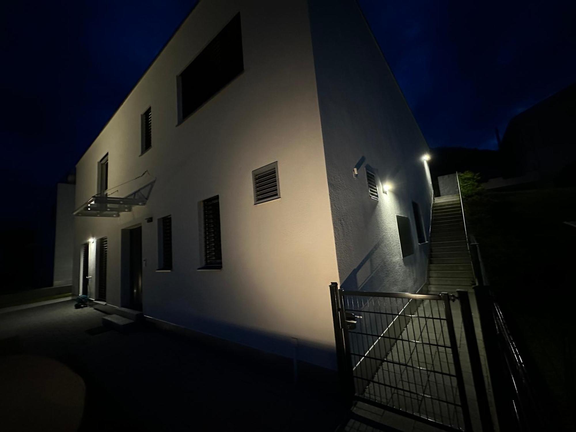 V.I.P Appartement Boettstein Екстер'єр фото